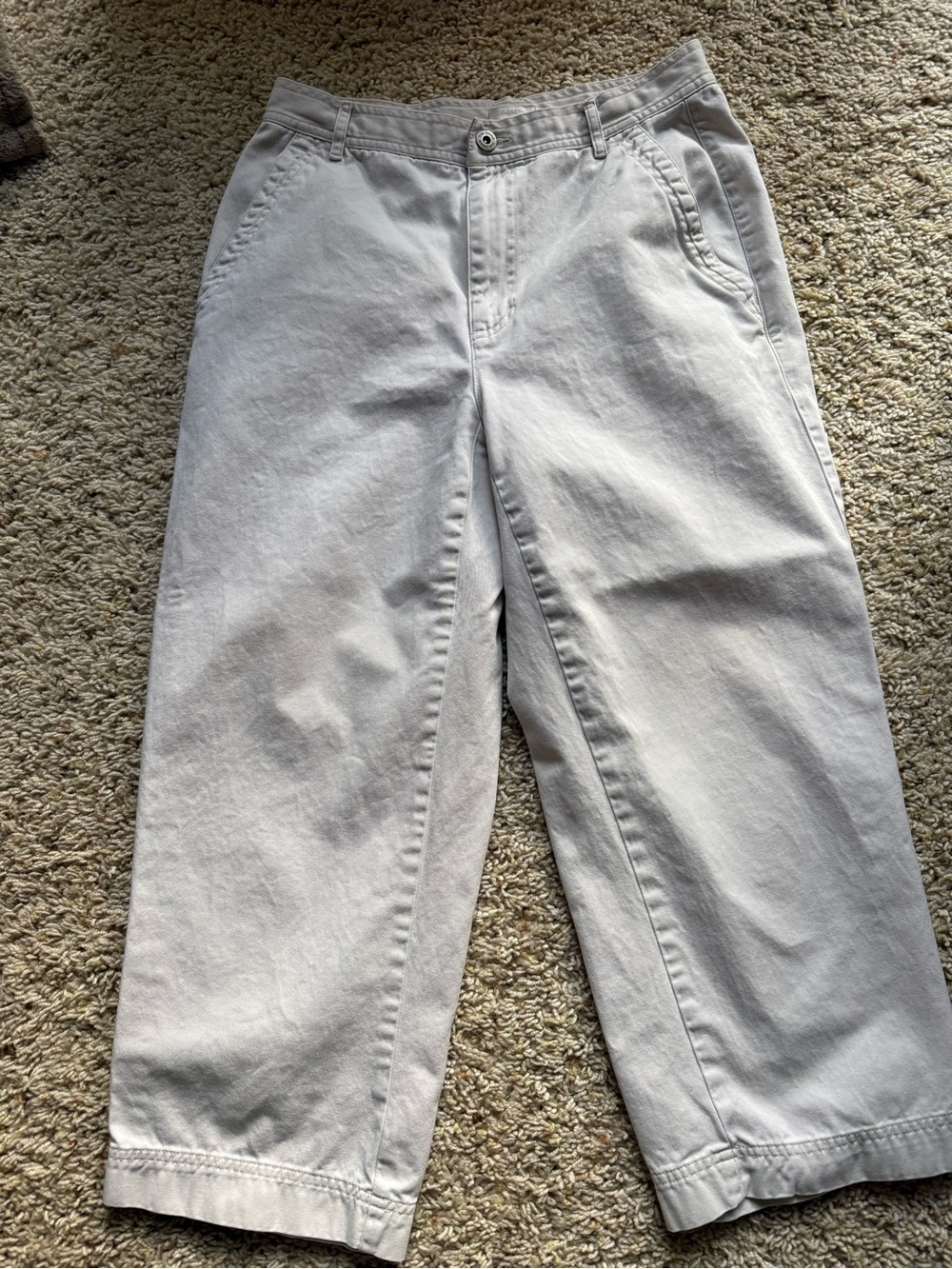 Vintage Liz Claiborne khaki Capri cropped pants size 8 100% cotton